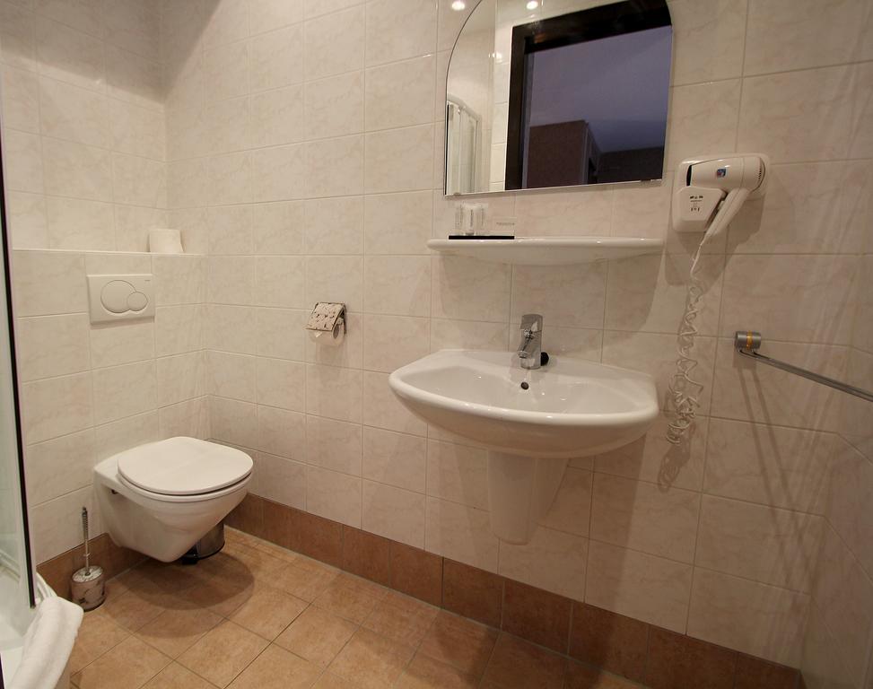 Amsterdam Village Hotel Bagian luar foto